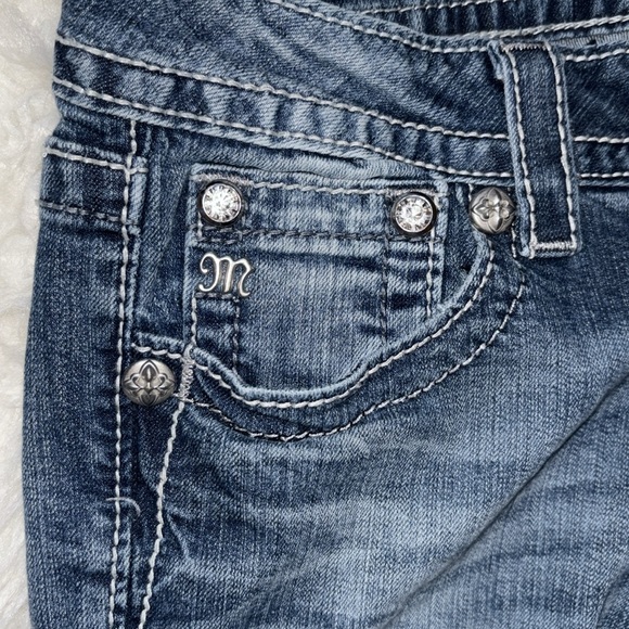 Miss Me Fleur De Lis Skinny Denim, Size 28 - Picture 7 of 16